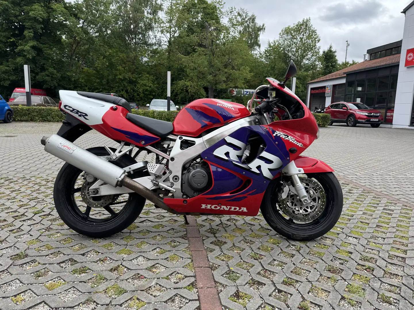 Honda Fireblade CBR 900 RR / SC33 crvena - 2