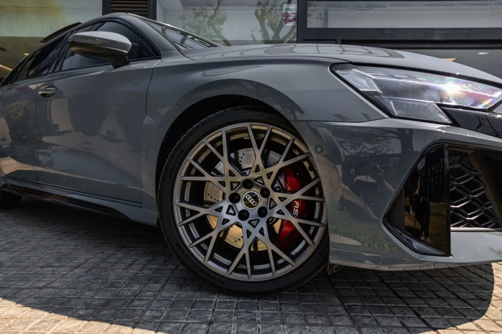 Audi RS3 Sportback quattro S tronic Gris - 2