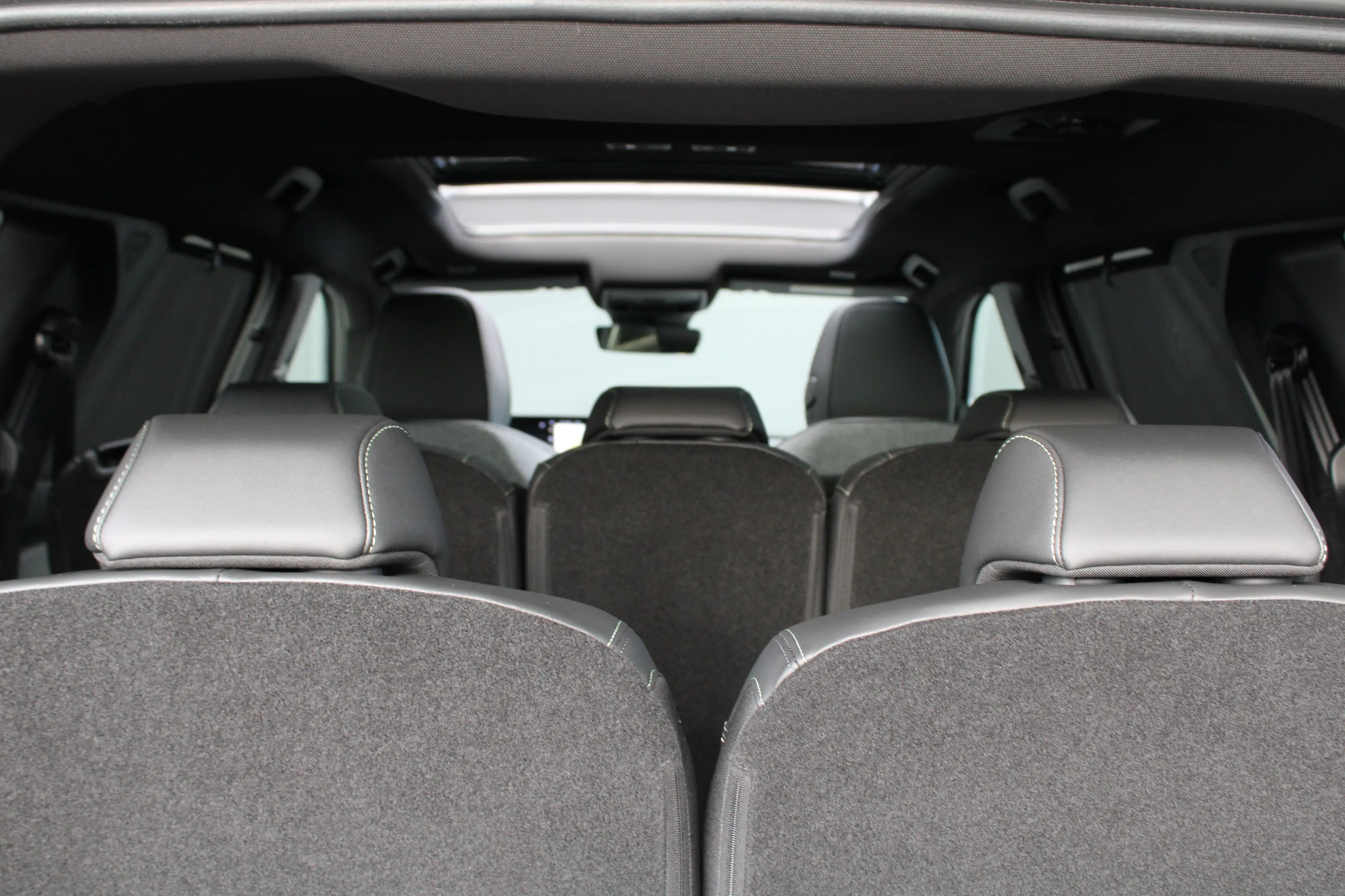 Peugeot 5008 1.6 Plug-in Hybrid 195 GT Exclusive | Panorama/sch — photo 15