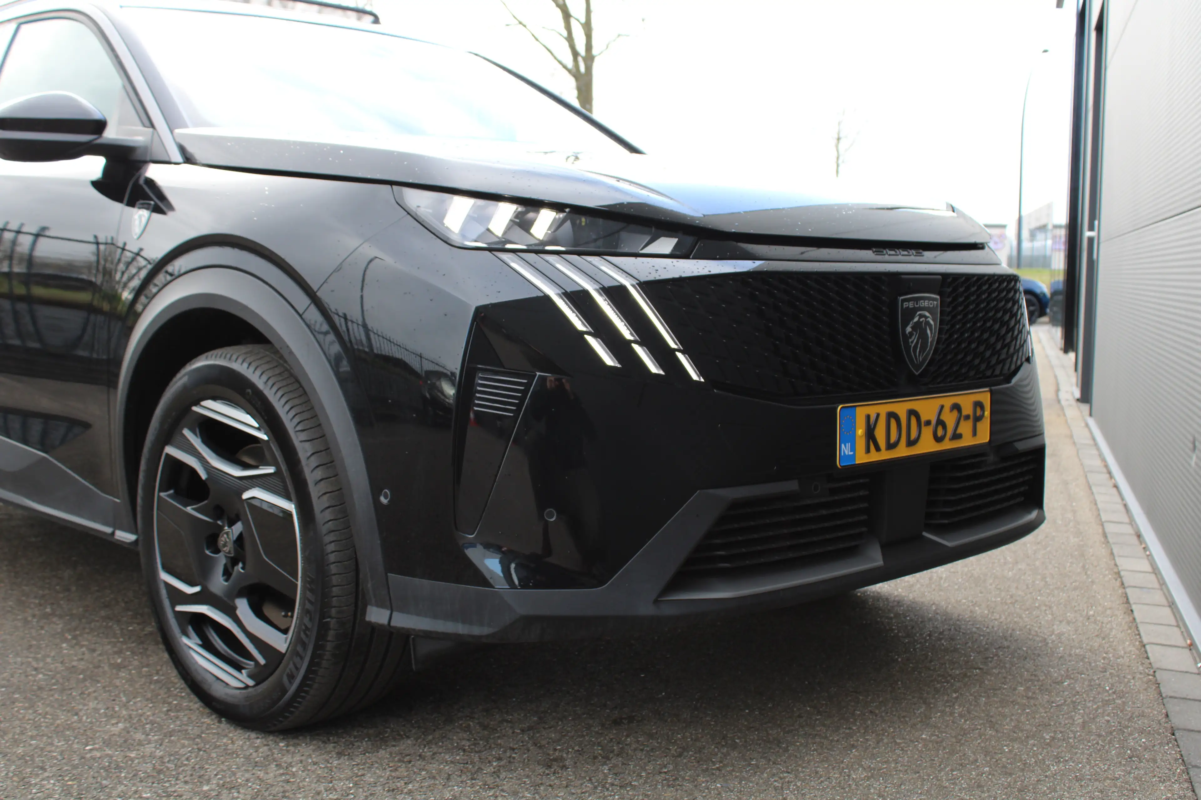 Peugeot 5008 1.6 Plug-in Hybrid 195 GT Exclusive | Panorama/sch — photo 9