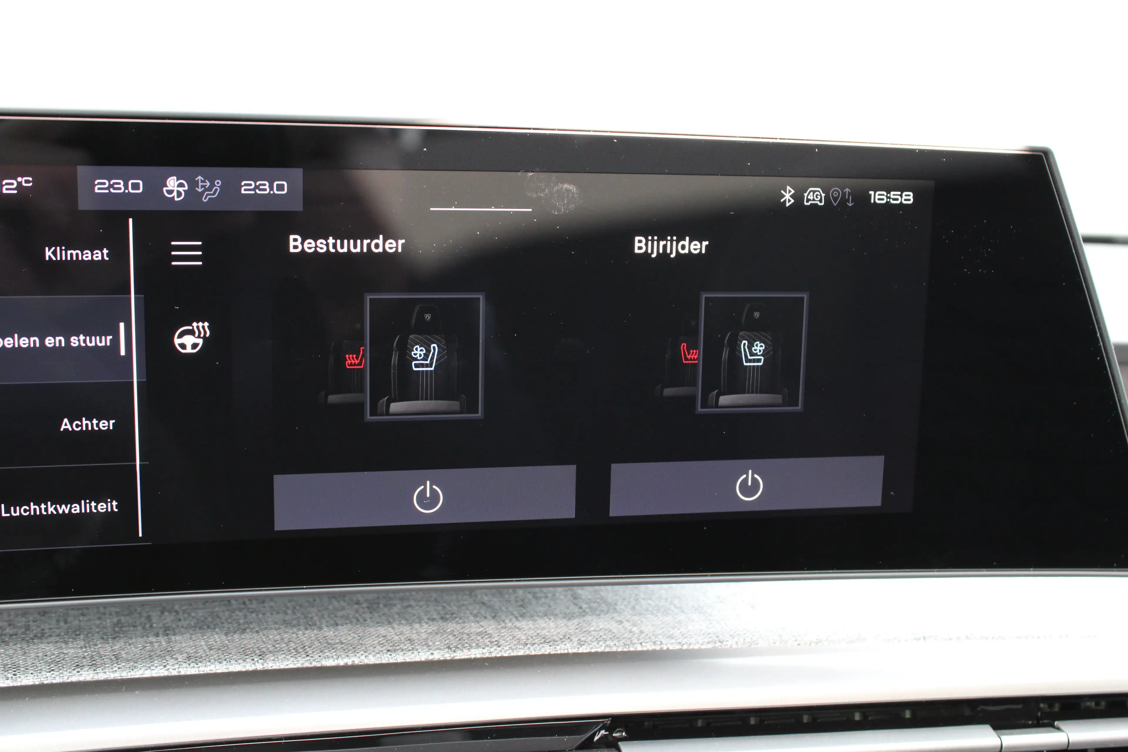 Peugeot 5008 1.6 Plug-in Hybrid 195 GT Exclusive | Panorama/sch — photo 27