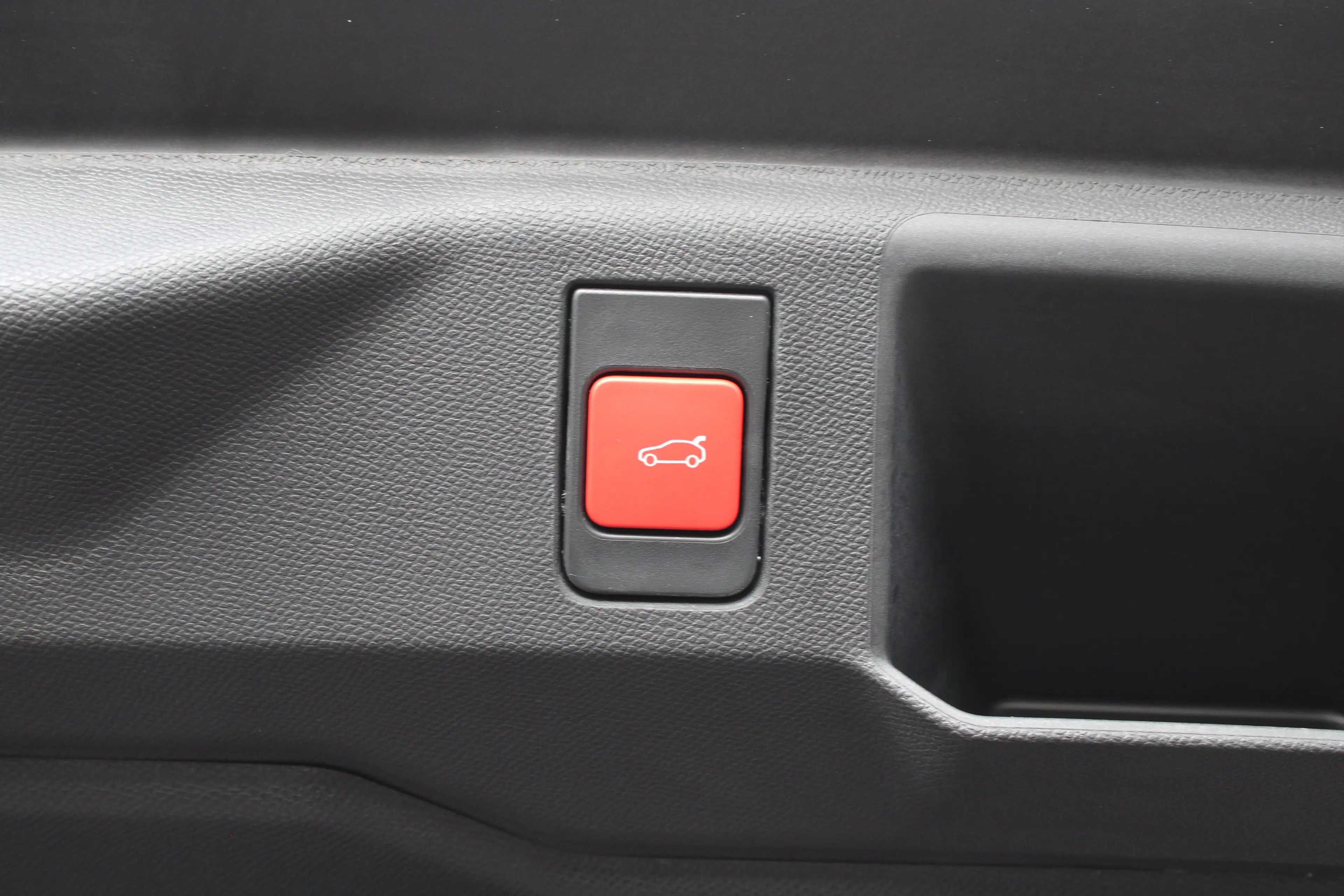 Peugeot 5008 1.6 Plug-in Hybrid 195 GT Exclusive | Panorama/sch — photo 16