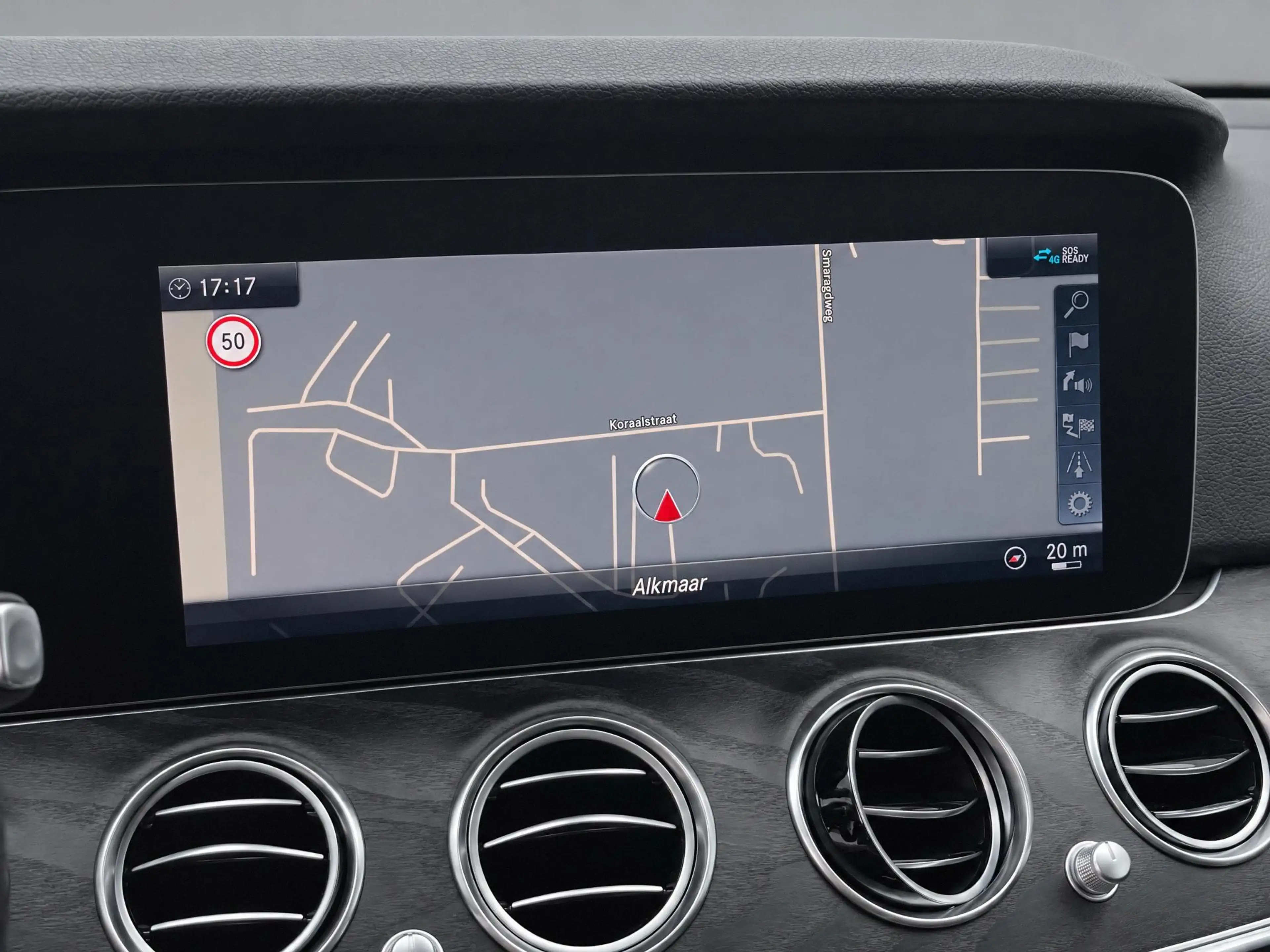 Mercedes-Benz E 200 Estate Business Solution Sport — photo 13