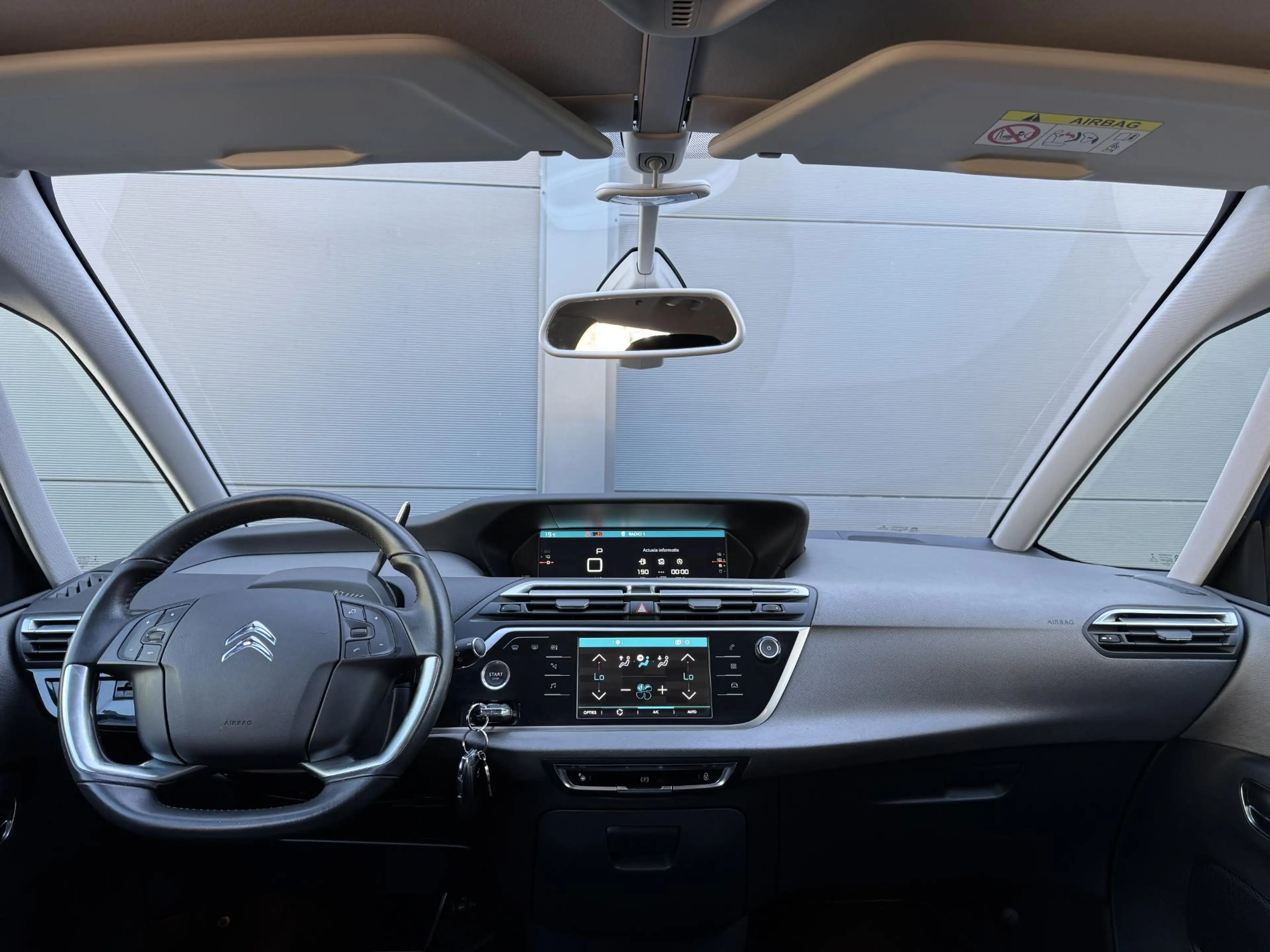 Citroen Grand C4 Picasso 1.2 Shine / Geen Import / 100 % Onderhoud — photo 4