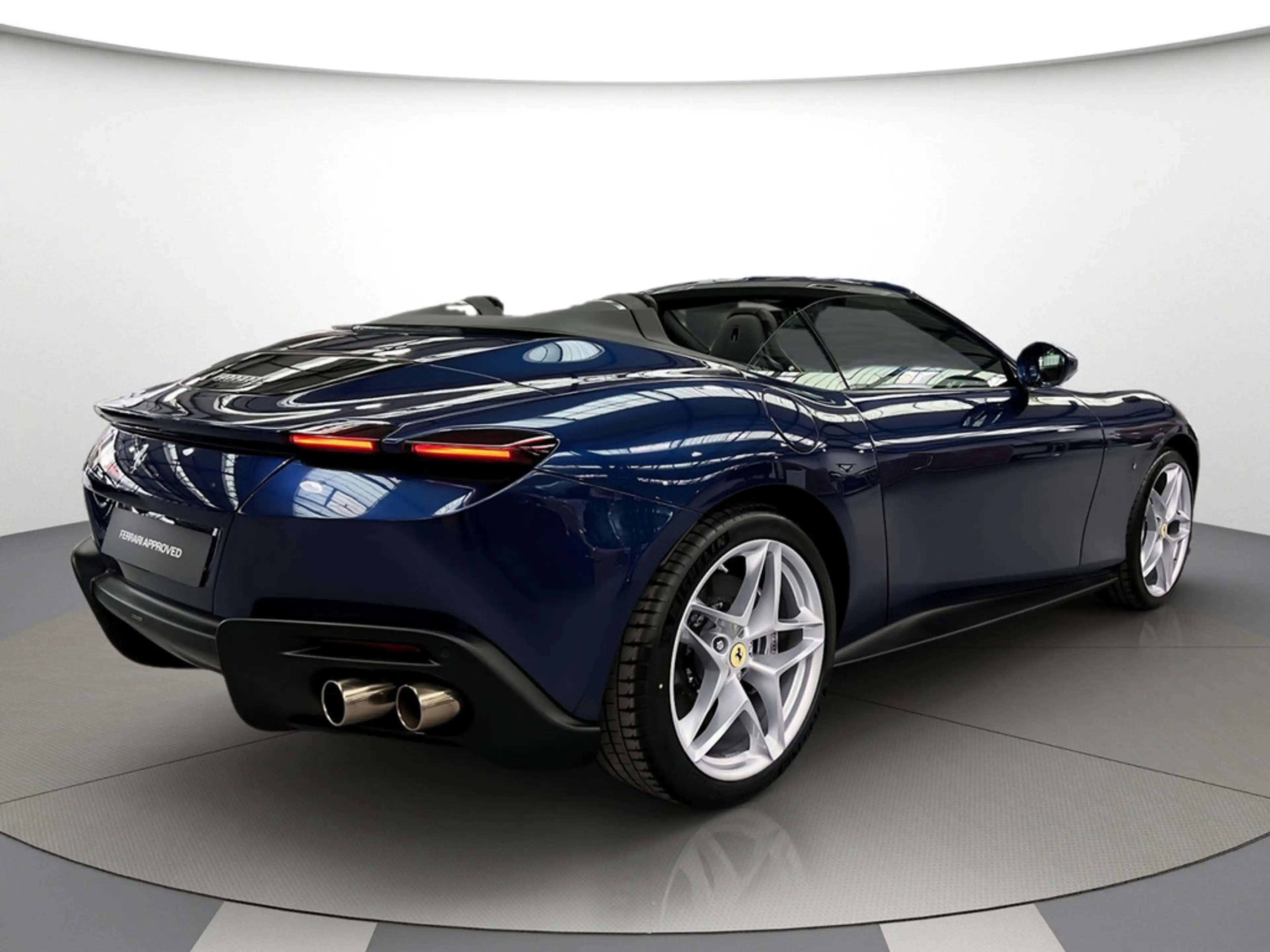 Ferrari Roma Spider — photo 2