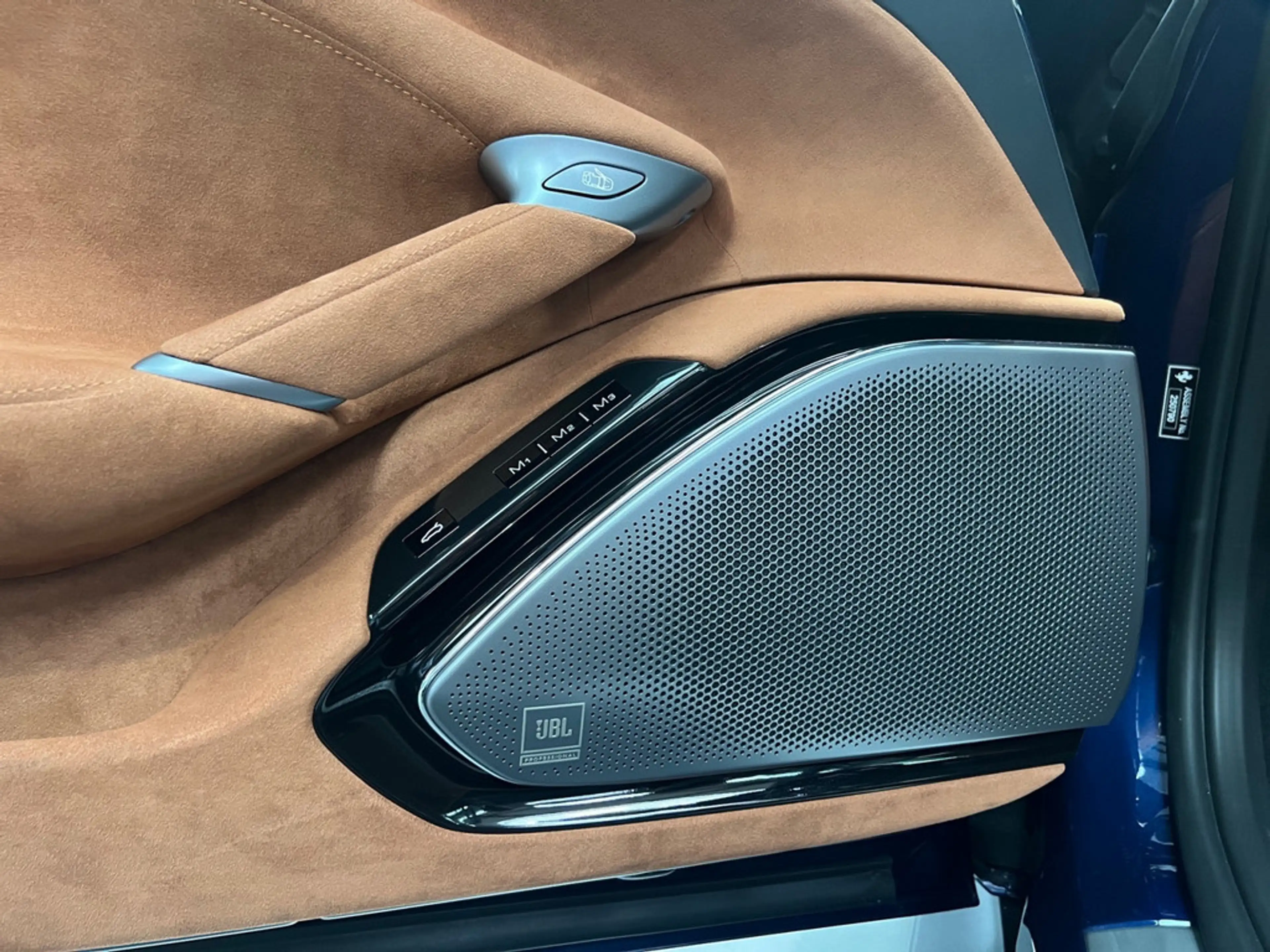 Ferrari Roma Spider — photo 12