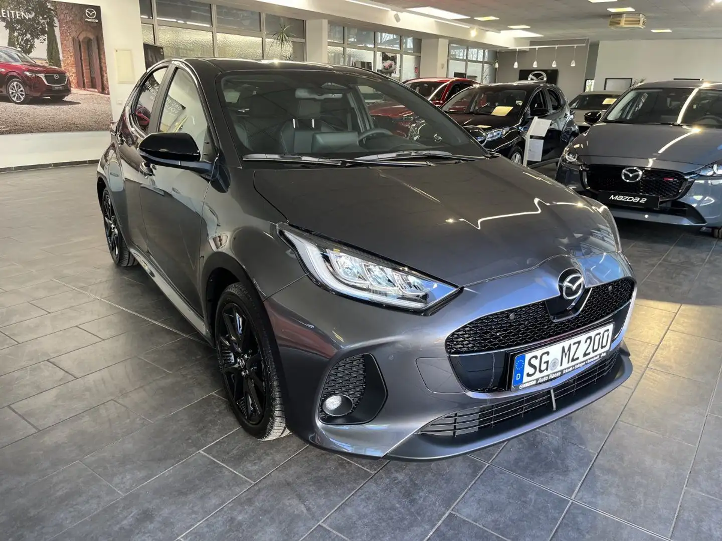 Mazda 2 Hybrid 1.5 116PS Homura LED RFK Navi Gris - 1