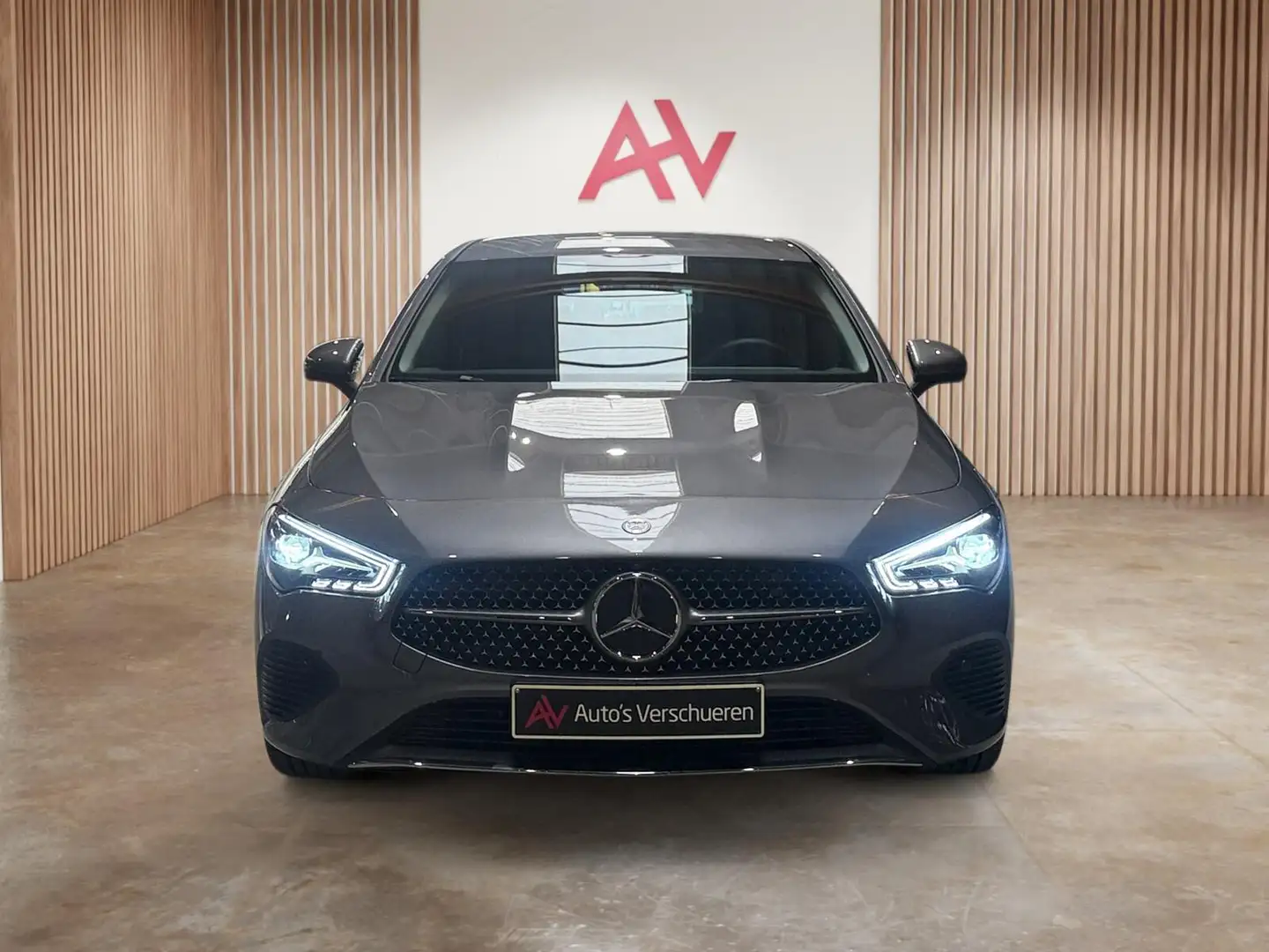 Mercedes-Benz CLA 180 Shooting Brake Progressive DCT7 ** Distronic | ... Gris - 2