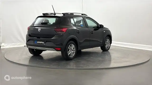 Dacia Sandero view 5