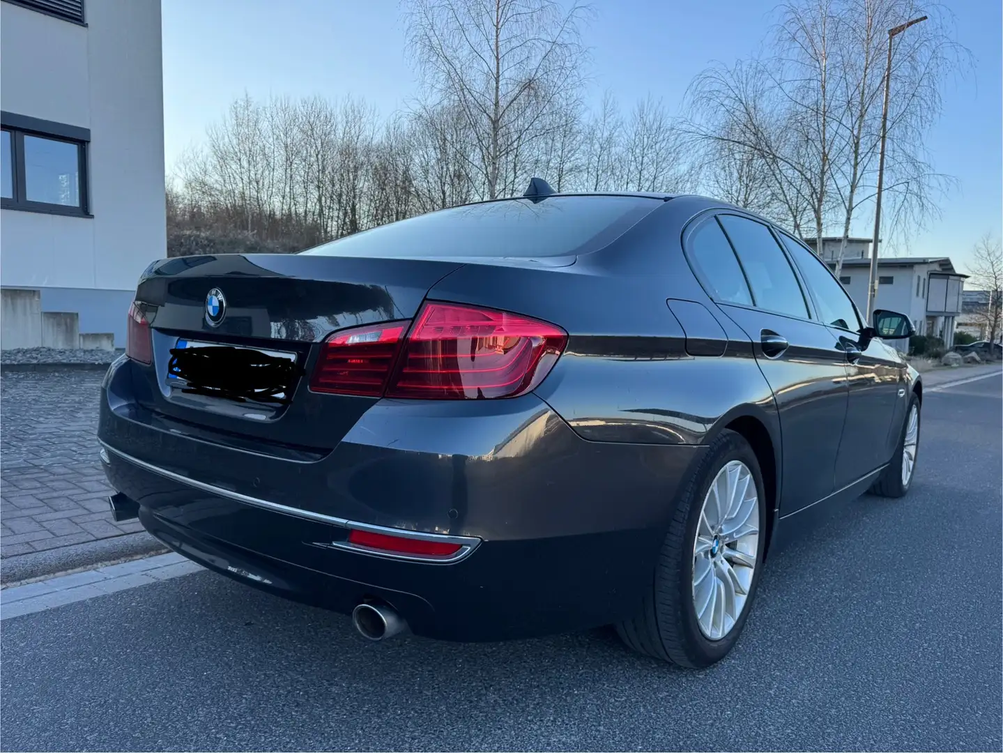 BMW 535 535d xDrive Sport-Aut. Luxury Line - 2