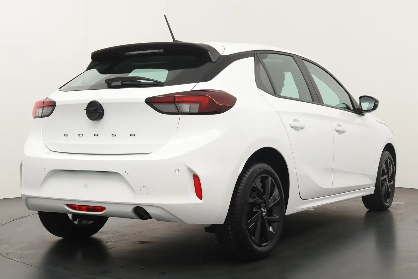 Opel Corsa 1.2 75pk Edition Airco | Cruiseontrol | 16" Lichtm Wit - 2