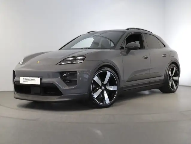 Porsche Macan 4