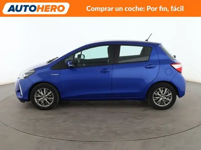 Toyota Yaris view 3
