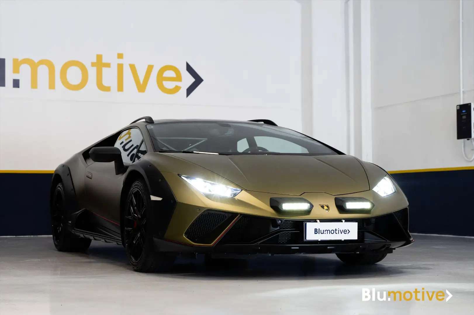 Lamborghini Huracán Huracan Coupe Sterrato 5.2 Evo 610 rwd Verde - 2