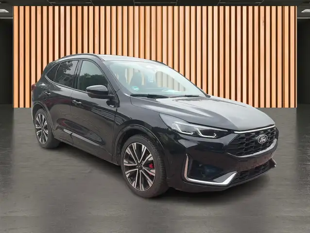 Ford Kuga view 4