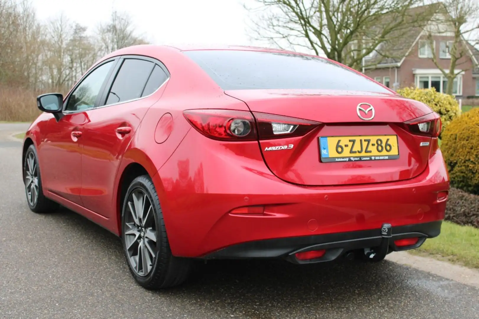 Mazda 3 2.0 120pk Skylease Sedan ECC/navi/cruise/trekhaak/ Roşu - 2