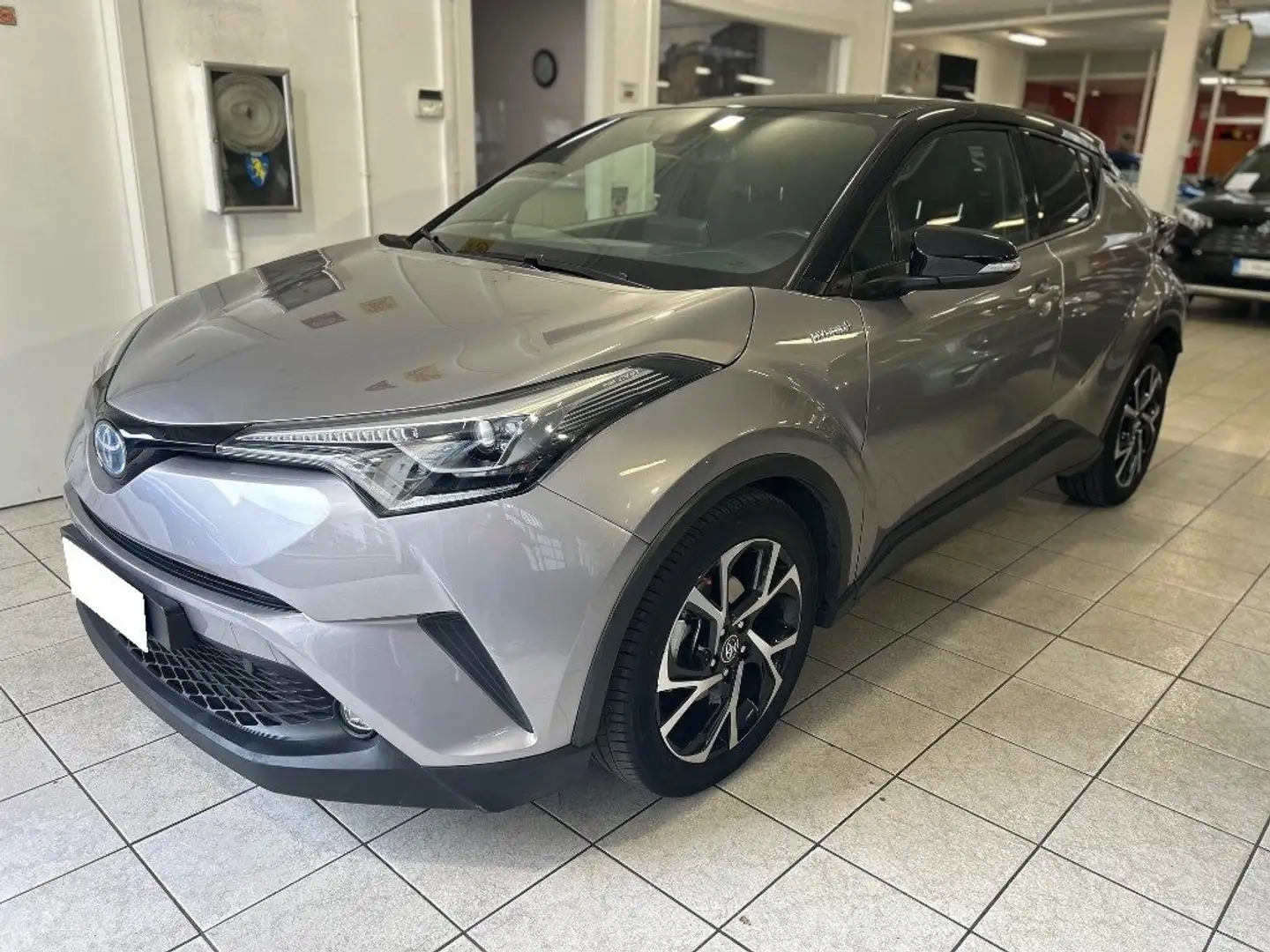Toyota C-HR 1.8 Hybrid E-CVT Style Grigio - 1
