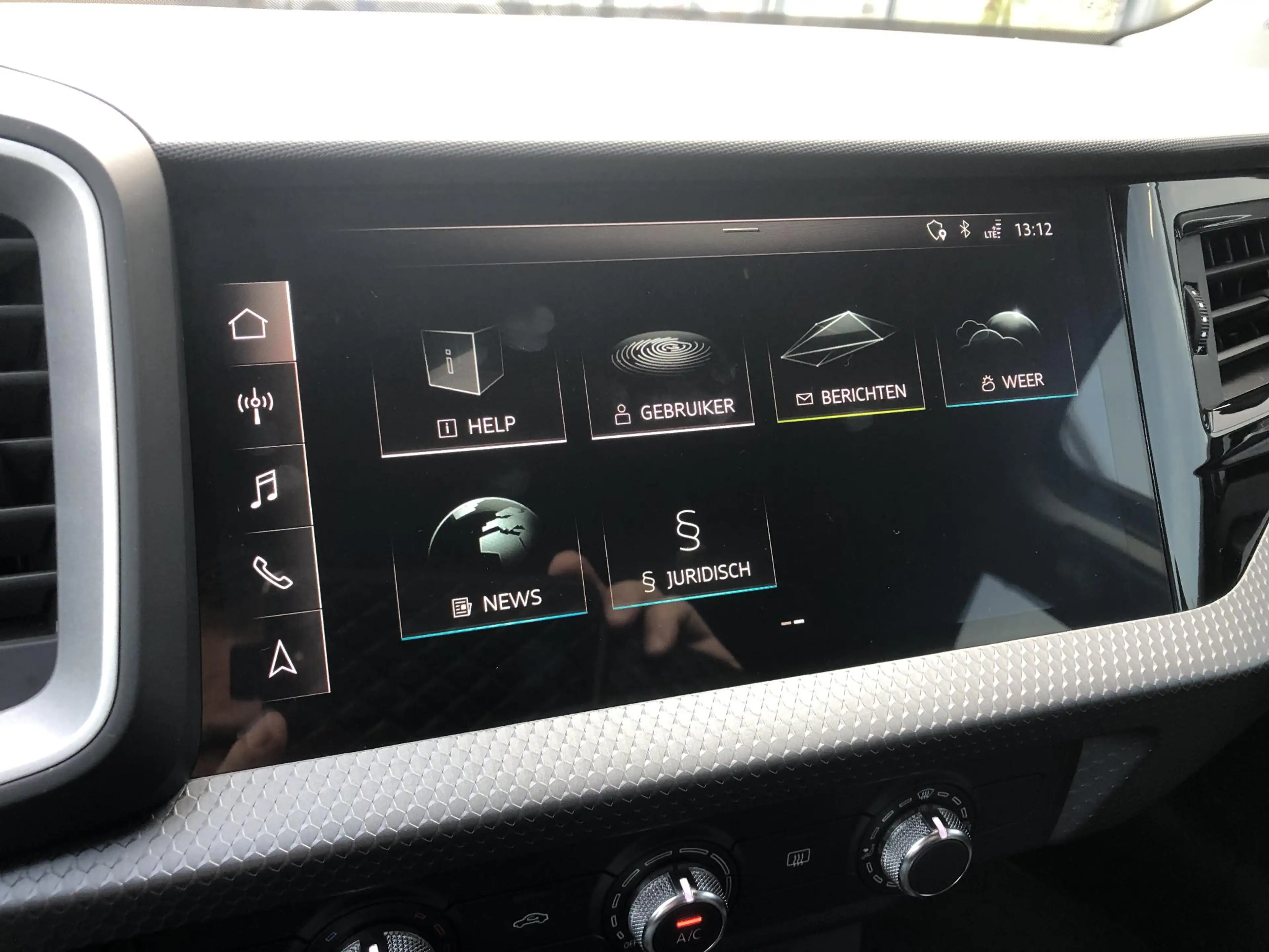 Audi A1 CITYCARVER 30TFSi 116PK EPIC APPC./PDC/S&S/MEDIA/ — photo 9