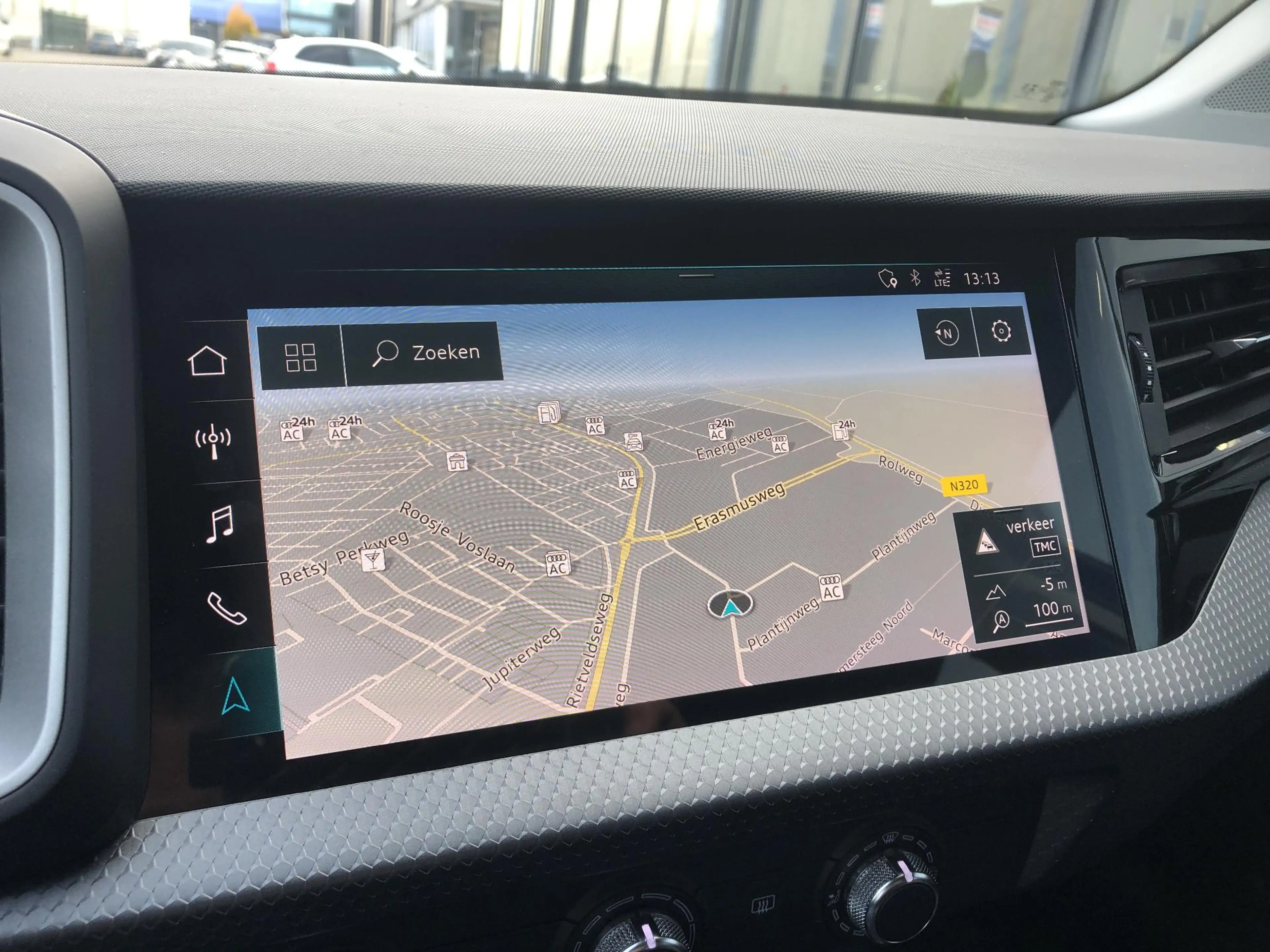 Audi A1 CITYCARVER 30TFSi 116PK EPIC APPC./PDC/S&S/MEDIA/ — photo 18