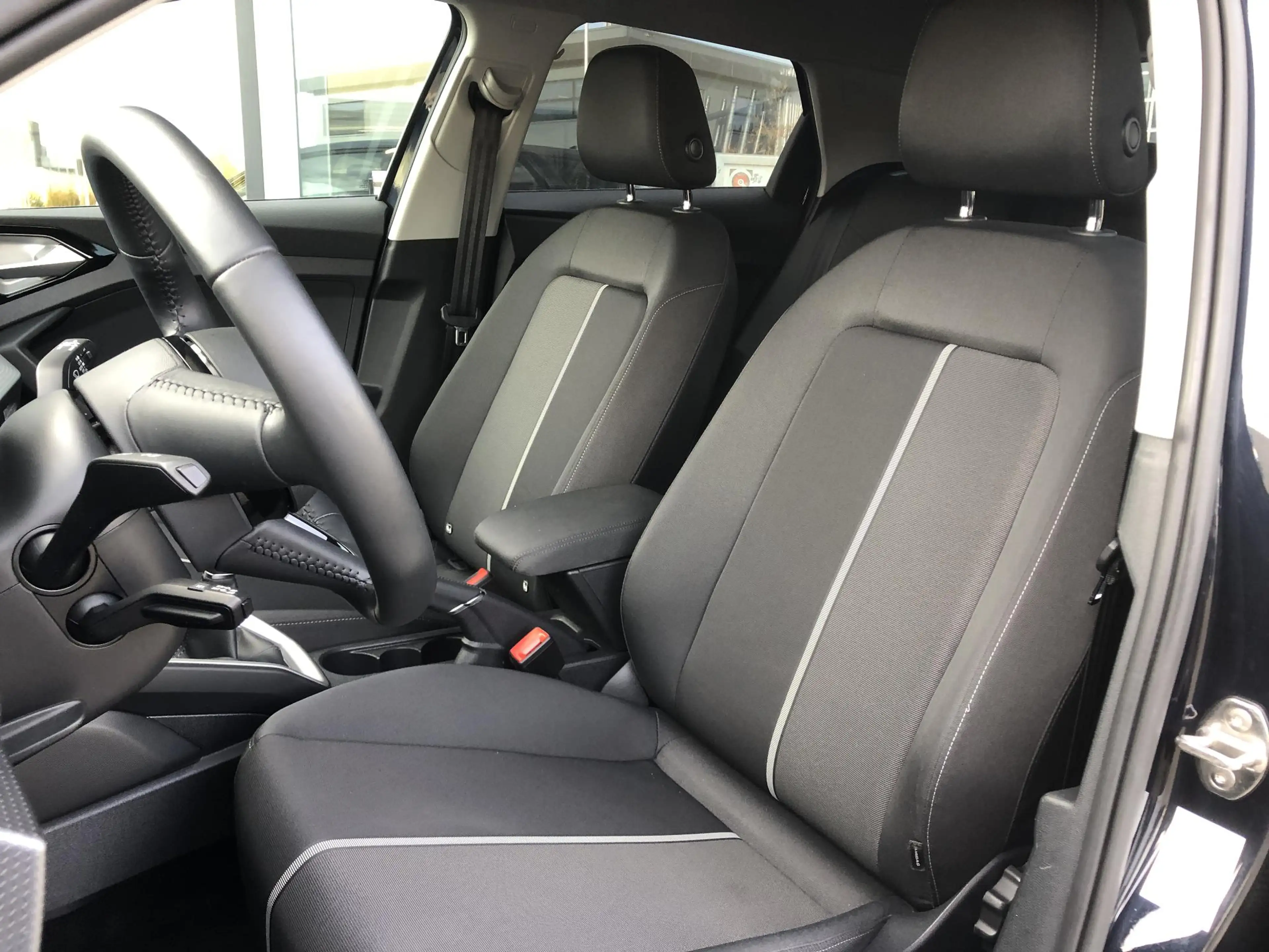Audi A1 CITYCARVER 30TFSi 116PK EPIC APPC./PDC/S&S/MEDIA/ — photo 7