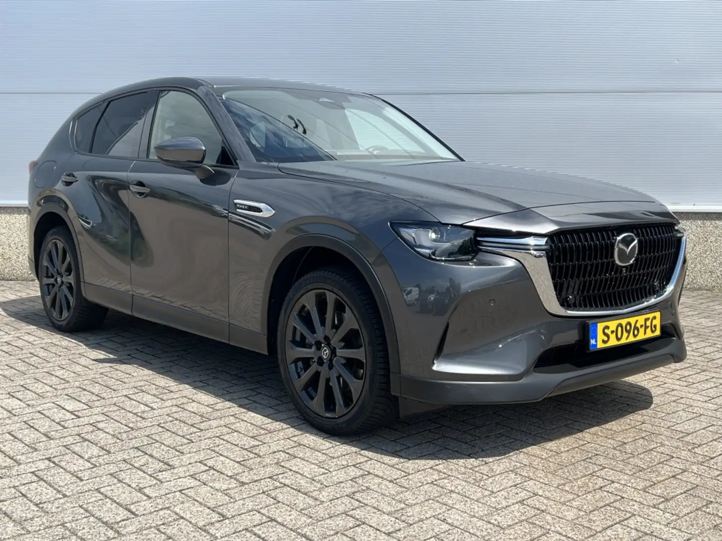 Mazda CX-60 2.5 PHEV Excl.-Line, trekhaak, comfort en sound pa Grijs - 2