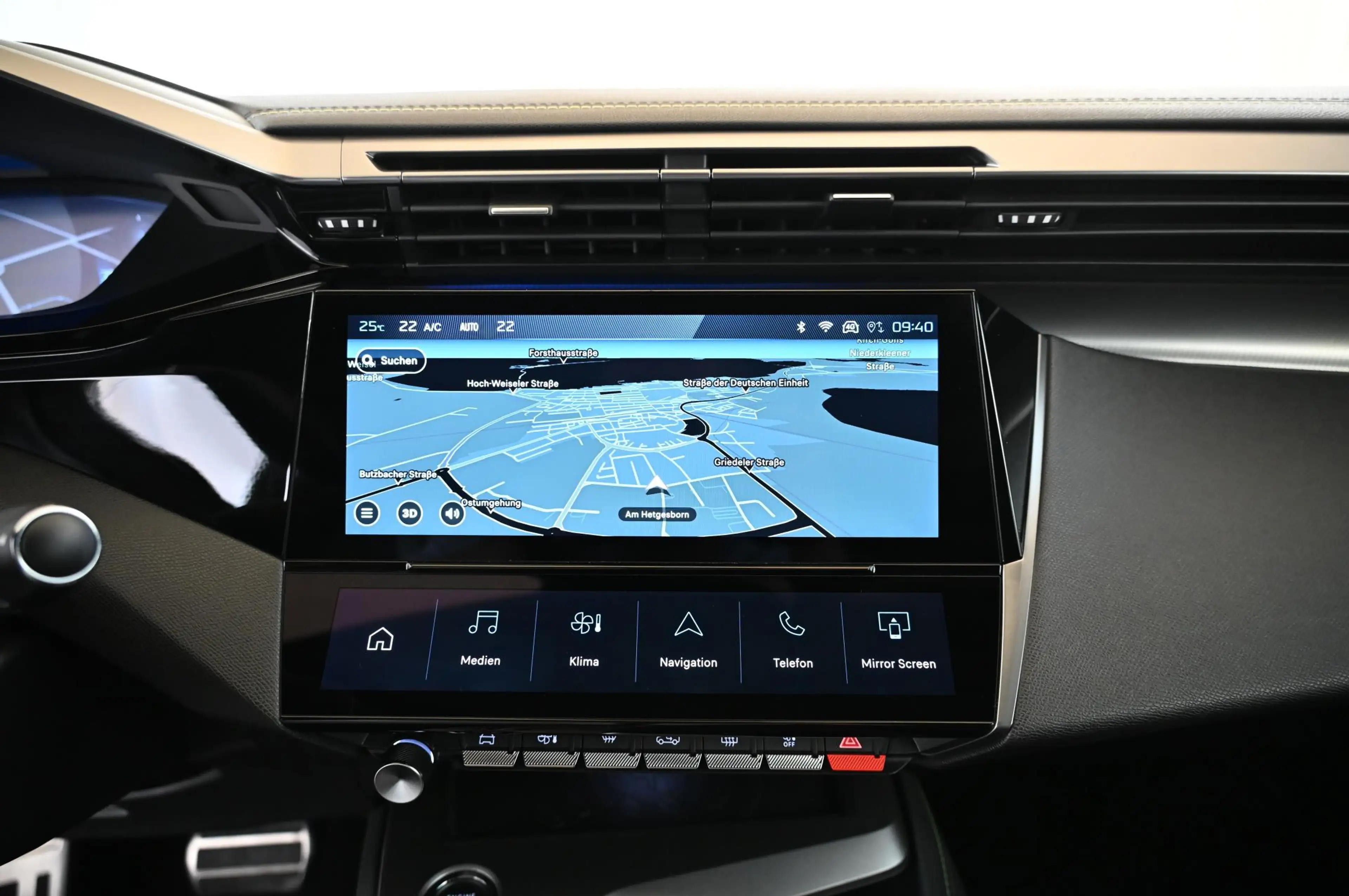 Peugeot 308 SW 1.2 e-THP EAT8 GT MATRIX/NAVI/SOUND-HIFI/18 — photo 13