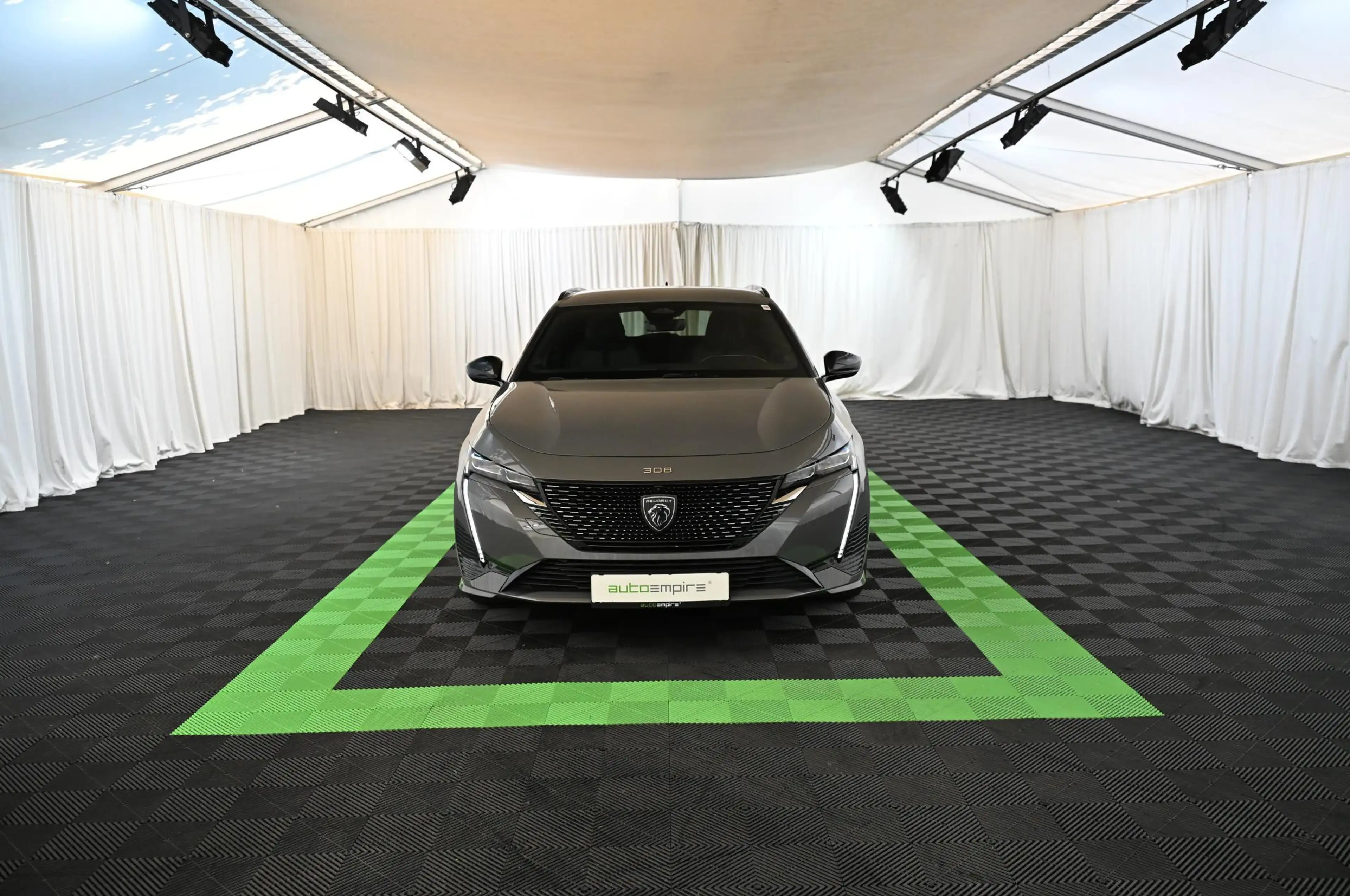 Peugeot 308 SW 1.2 e-THP EAT8 GT MATRIX/NAVI/SOUND-HIFI/18 — photo 3