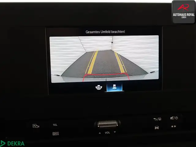 Mercedes-Benz Sprinter view 12