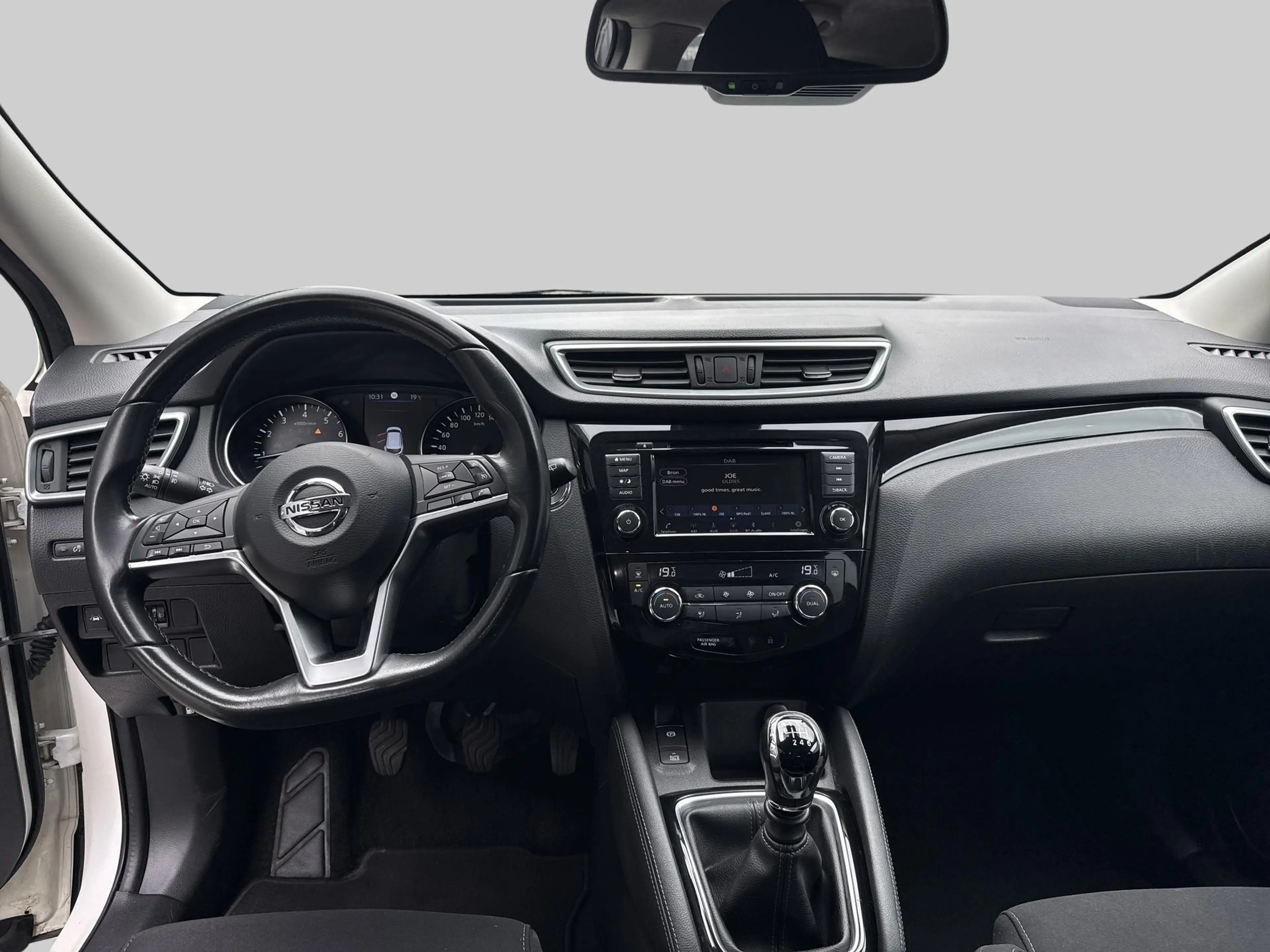 Nissan Qashqai 1.3 DIG-T Design Edition | Achteruitrij assistent — photo 5