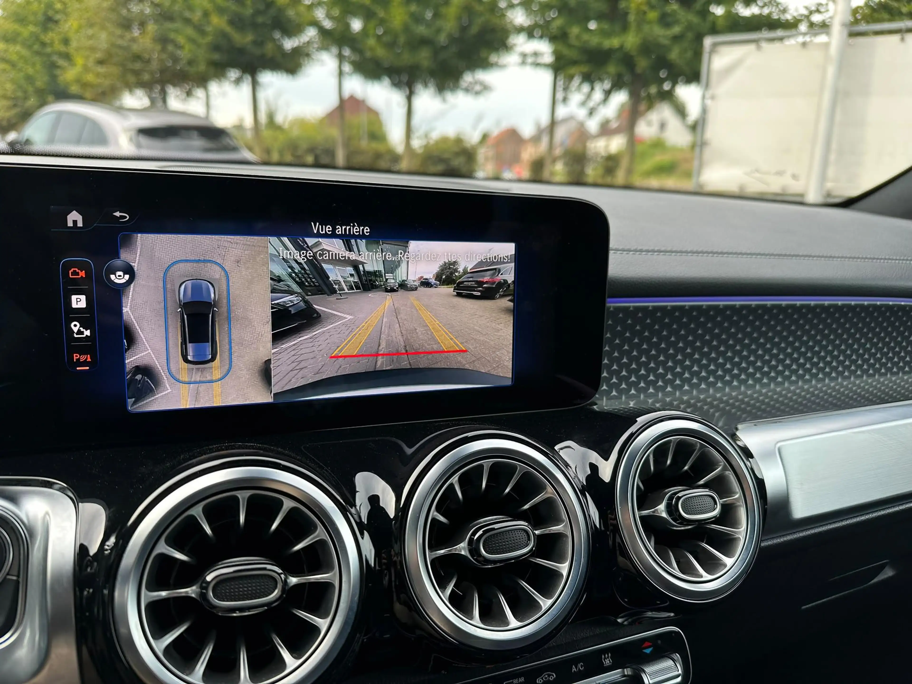 Mercedes-Benz EQB 250 EQB 250+ AMG Line 7Places — photo 25