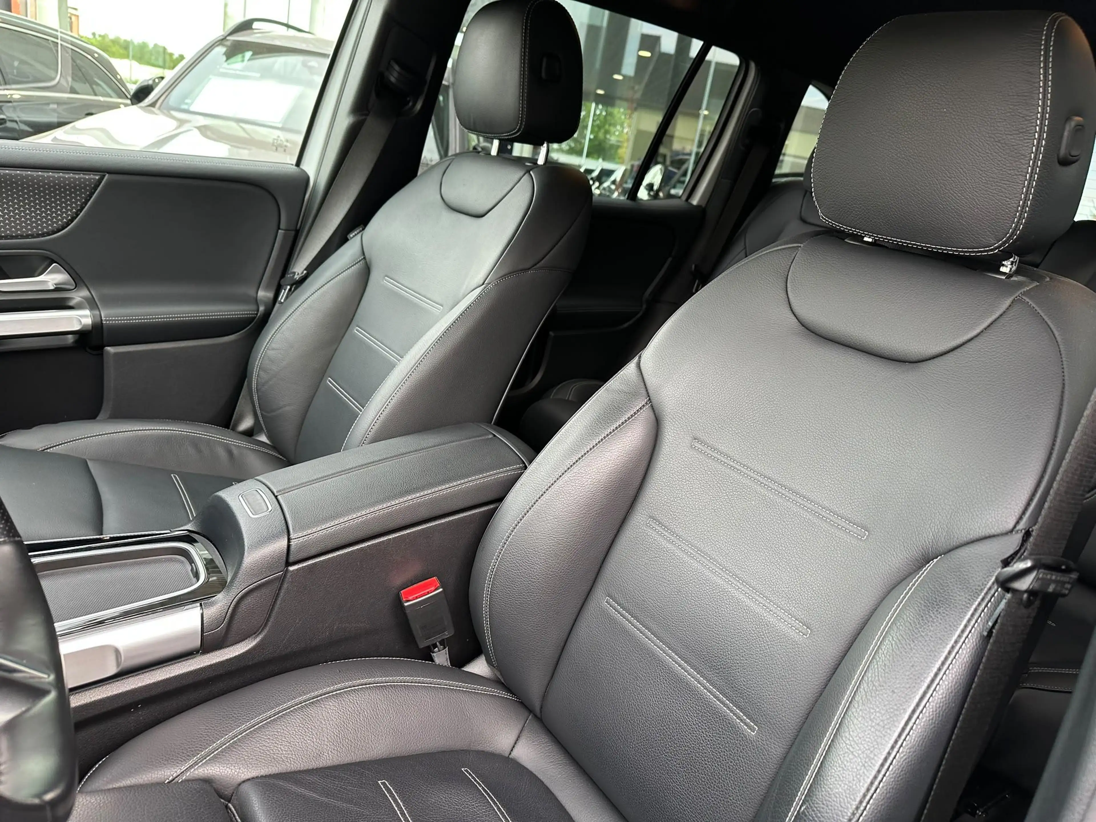 Mercedes-Benz EQB 250 EQB 250+ AMG Line 7Places — photo 12