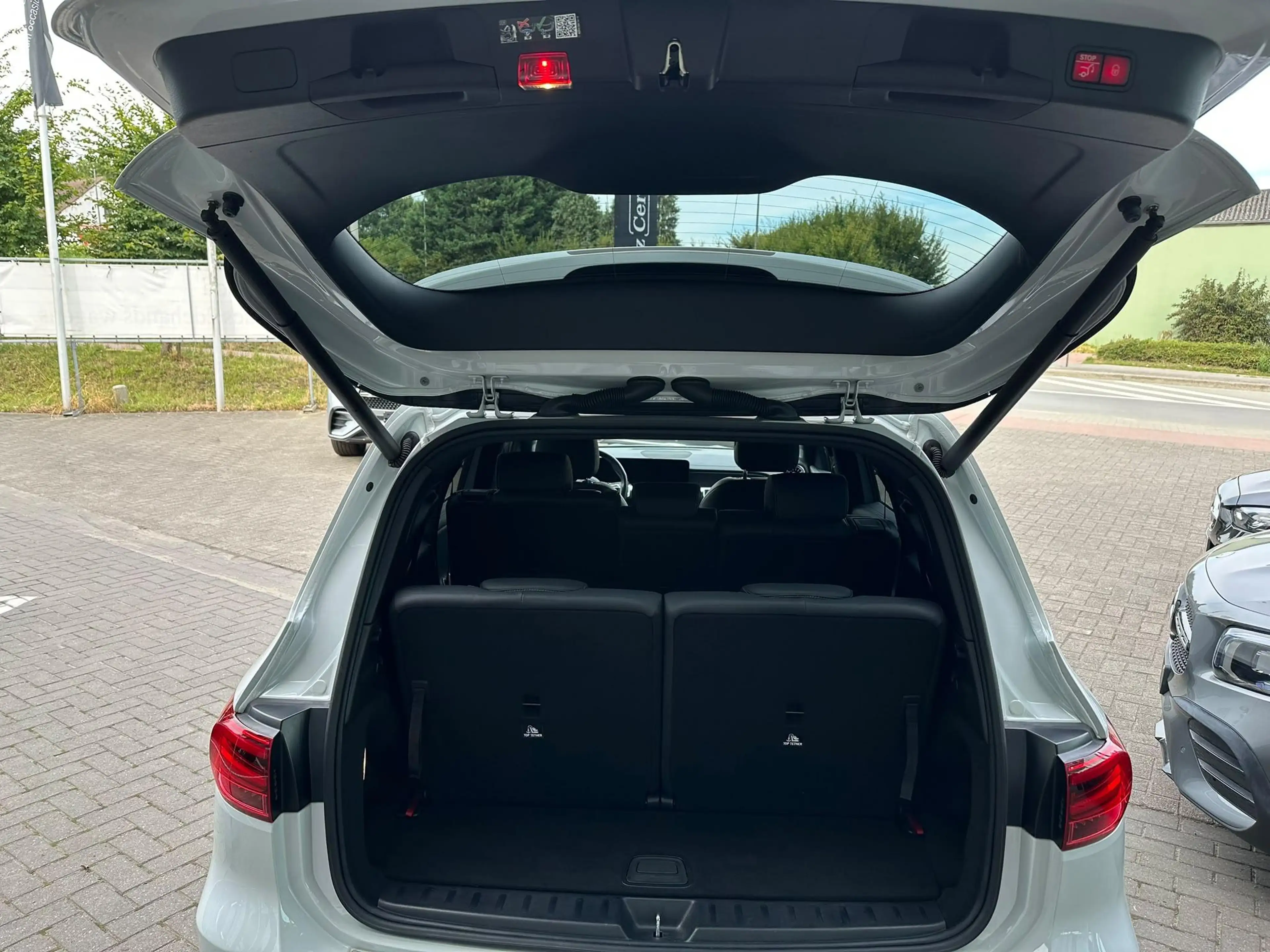 Mercedes-Benz EQB 250 EQB 250+ AMG Line 7Places — photo 8