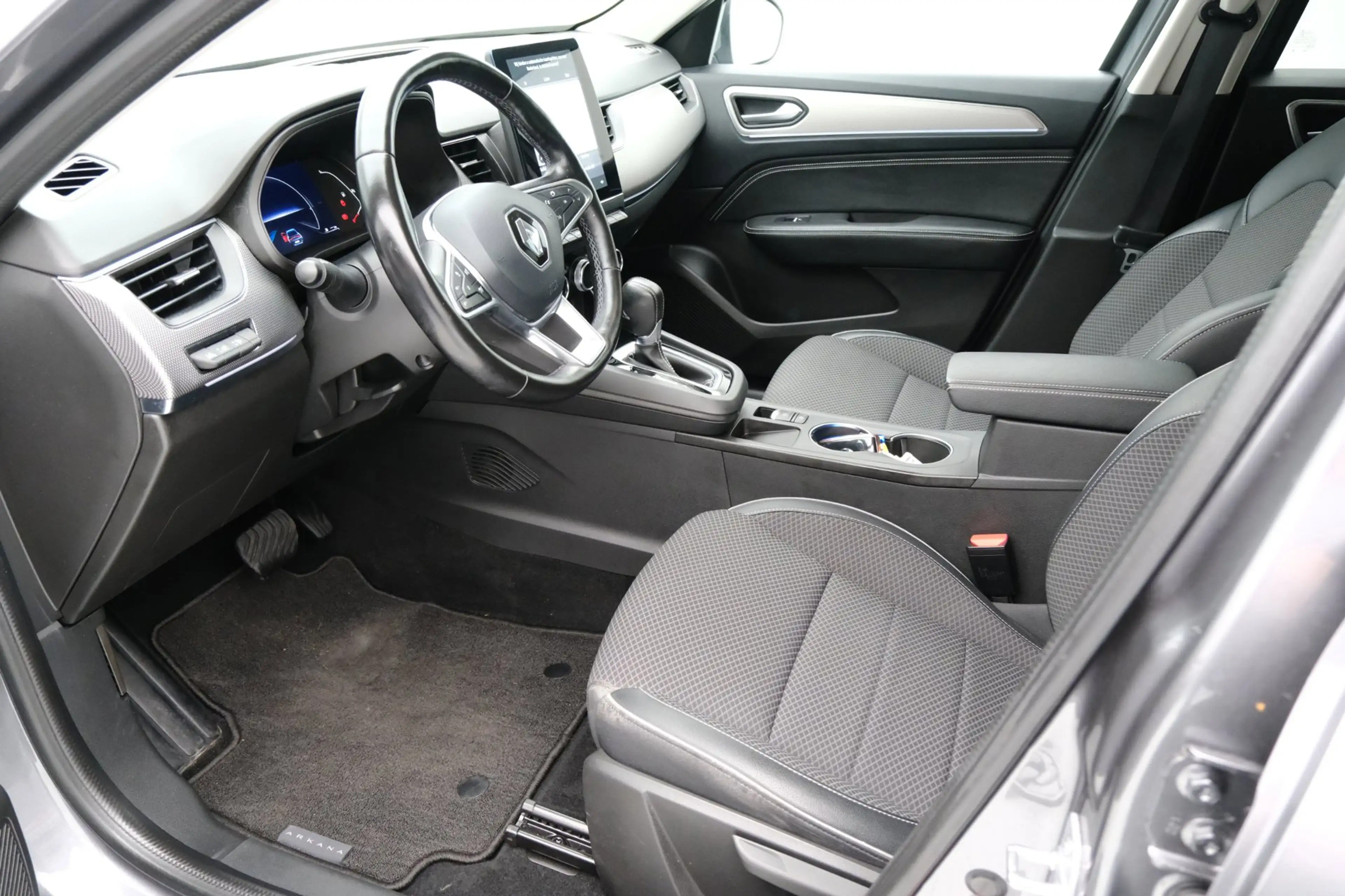 Renault Arkana 1.6 E-Tech Hybrid aut. 145 Intens Navi|Clima|PDC|L — photo 2