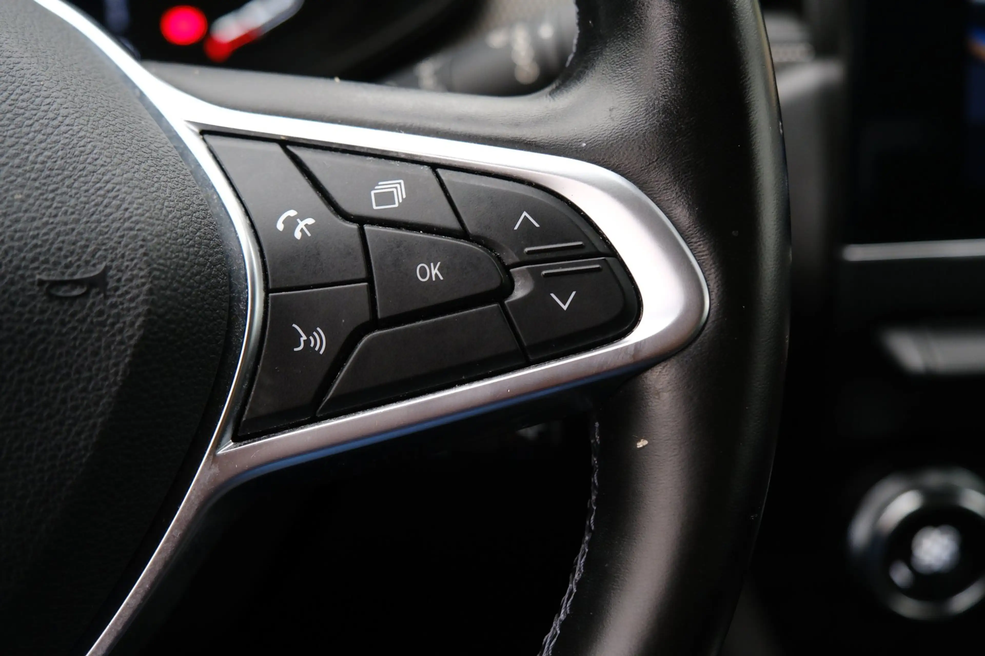 Renault Arkana 1.6 E-Tech Hybrid aut. 145 Intens Navi|Clima|PDC|L — photo 19