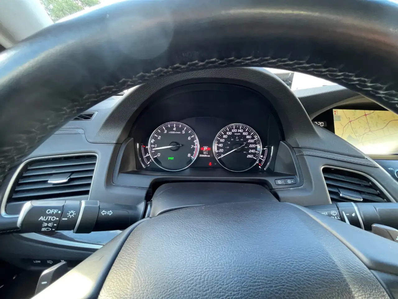 Acura RLX снимка Acura RLX