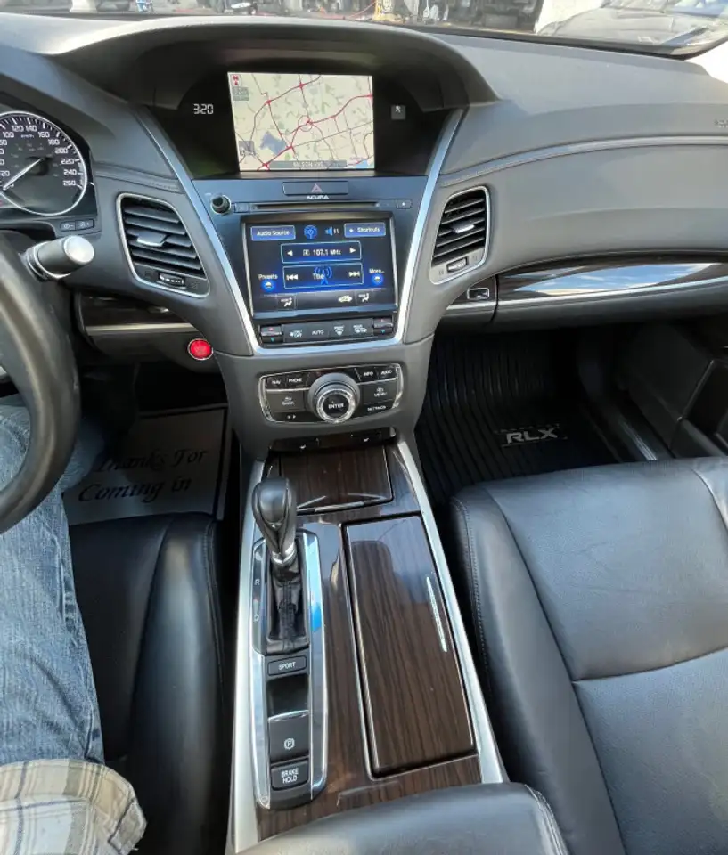 Acura RLX снимка Acura RLX