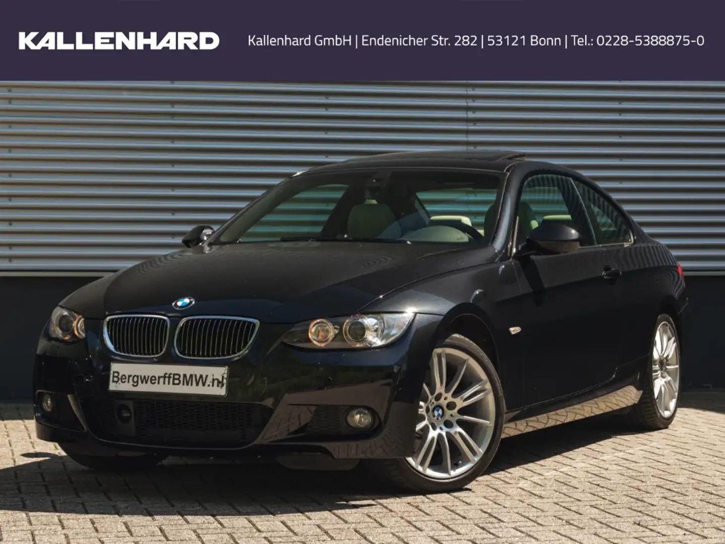 BMW 330 i xDrive Coupe-M-Sport-MwSt ausweisbar Schwarz - 1