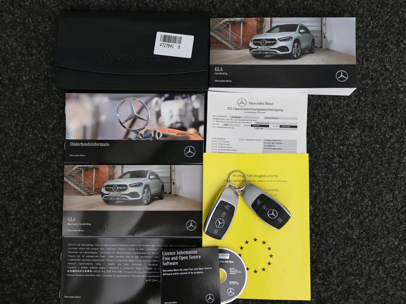 Mercedes-Benz GLA 180 AMG Line Premium | Night Pakket | Ledkoplampen | P — photo 8