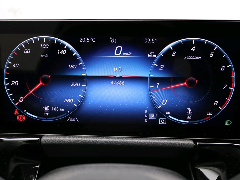 Mercedes-Benz GLA 180 AMG Line Premium | Night Pakket | Ledkoplampen | P — photo 7
