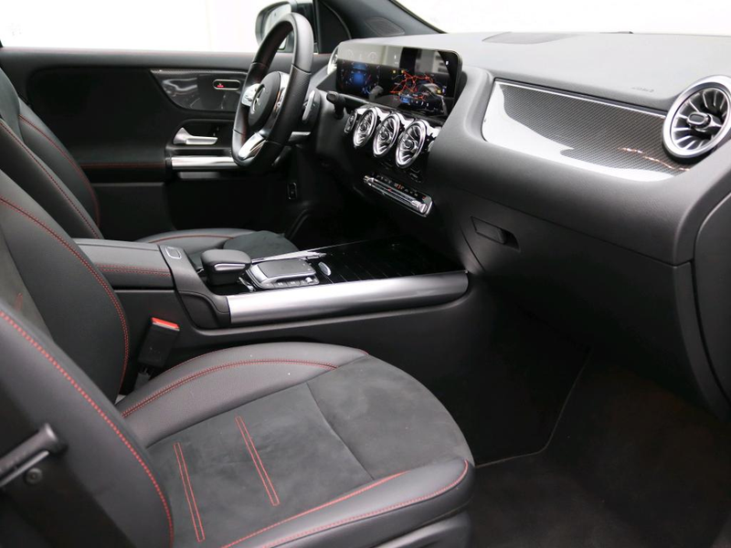 Mercedes-Benz GLA 180 AMG Line Premium | Night Pakket | Ledkoplampen | P — photo 5