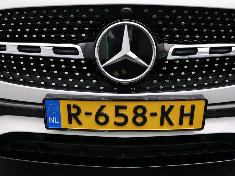 Mercedes-Benz GLA 180 AMG Line Premium | Night Pakket | Ledkoplampen | P — photo 10