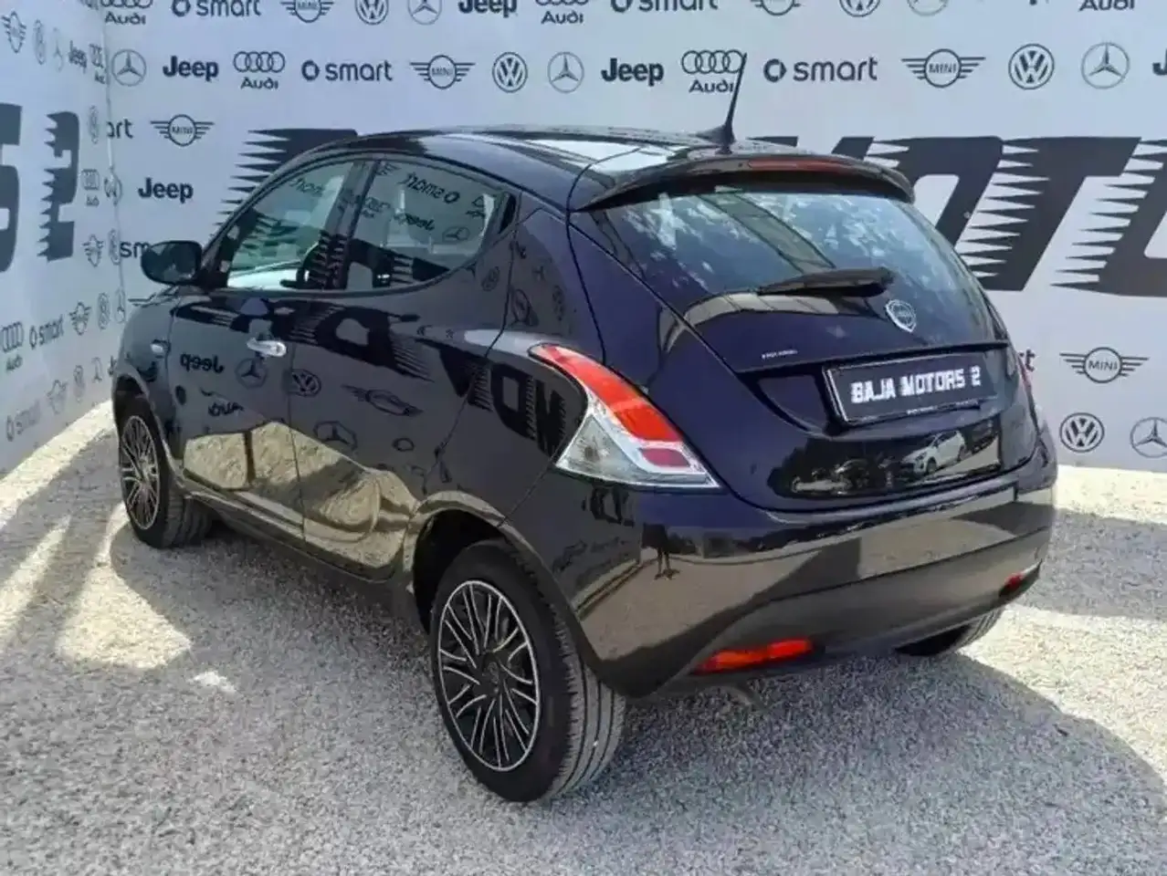 Lancia Ypsilon 2023 — фото 6