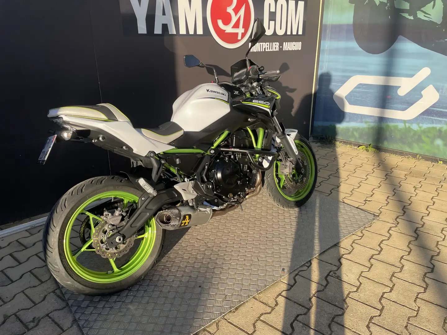 Kawasaki Z 650 Blanc - 2