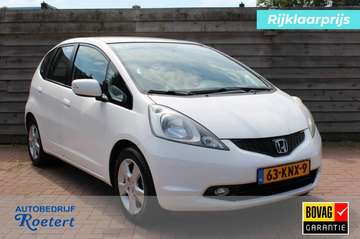 1.4 Style Mode Automaat 5-drs ECC/cruise/radio/CD/