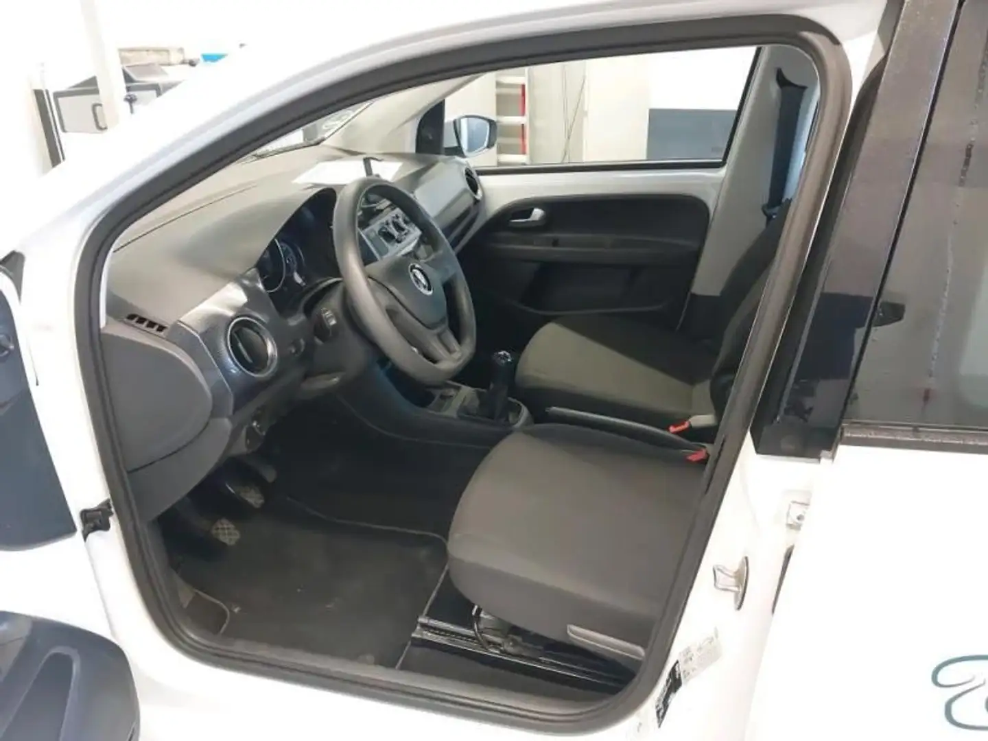 Volkswagen up! . Blanc - 2