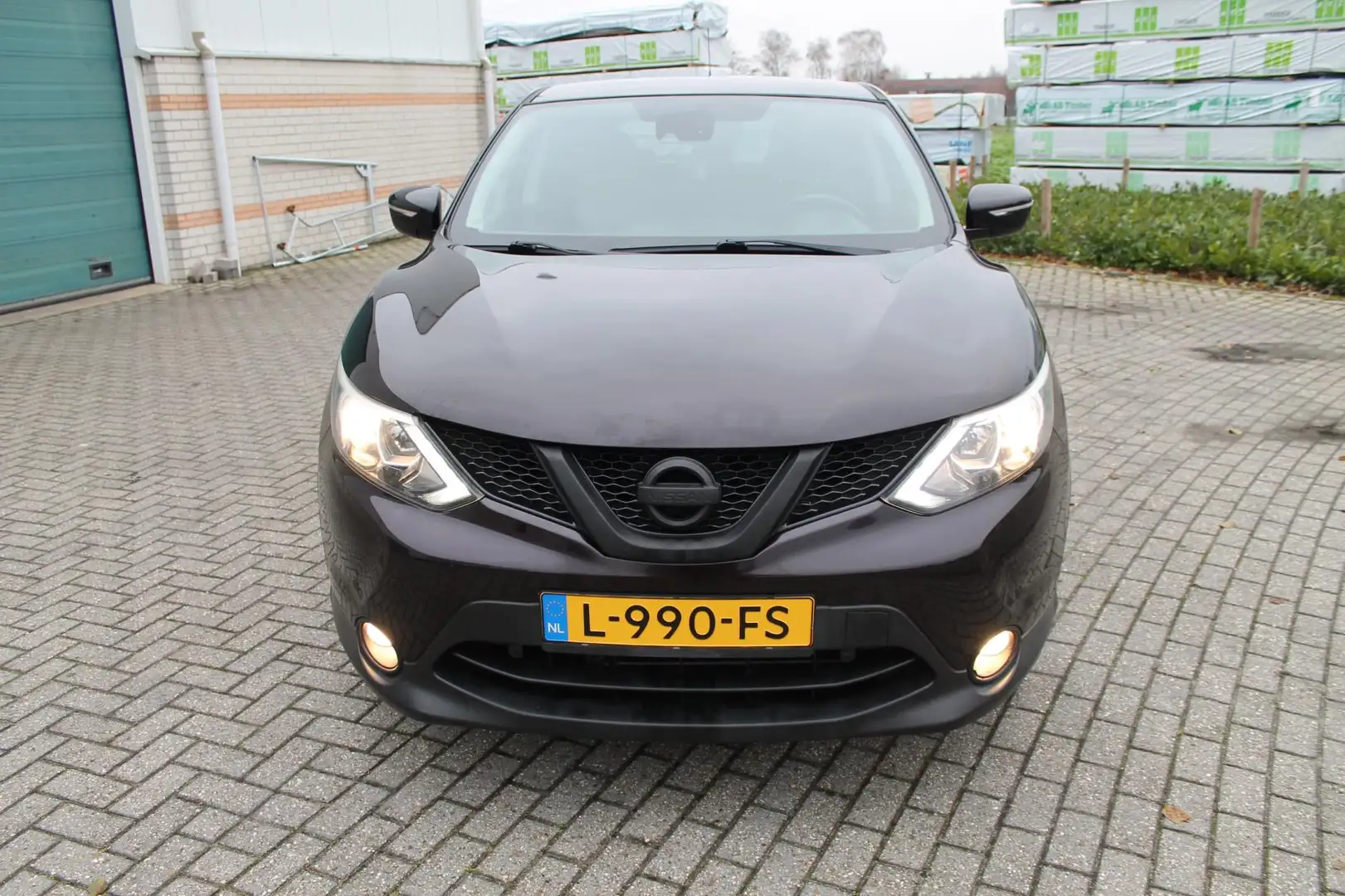 Nissan Qashqai 1.2 Acenta Violett - 2