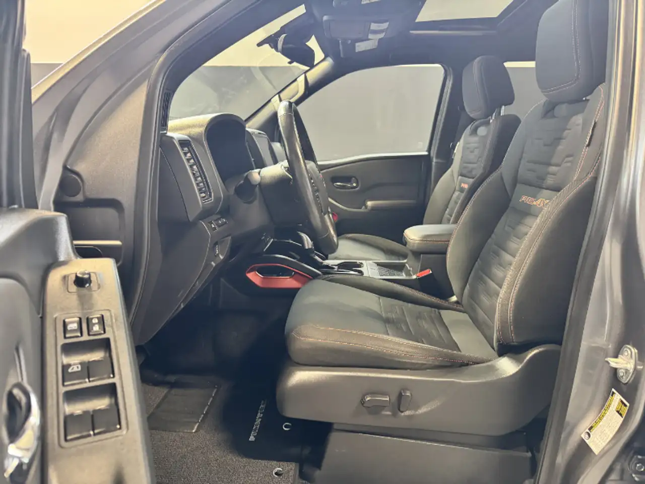 Nissan Frontier снимка Nissan Frontier