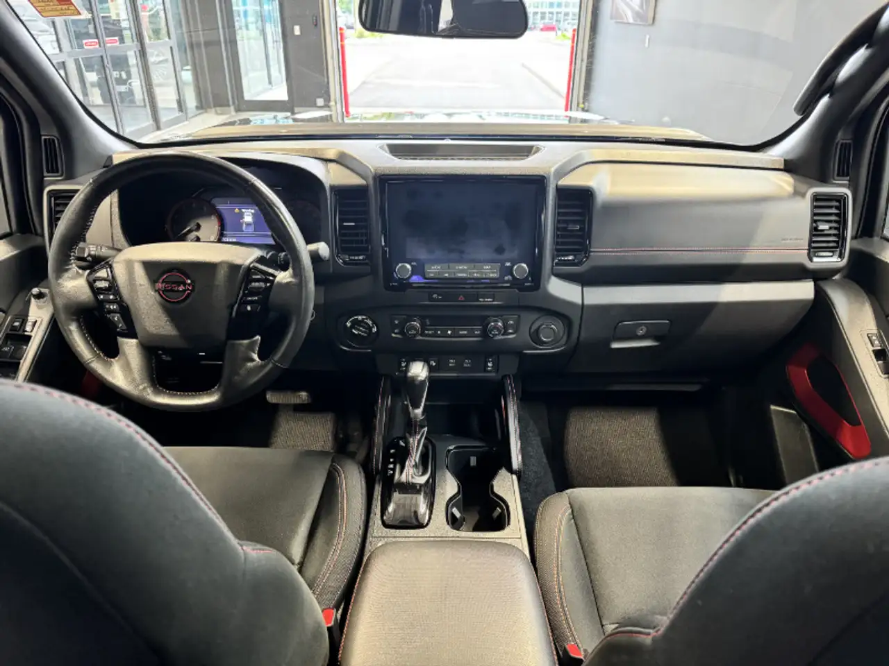 Nissan Frontier снимка Nissan Frontier