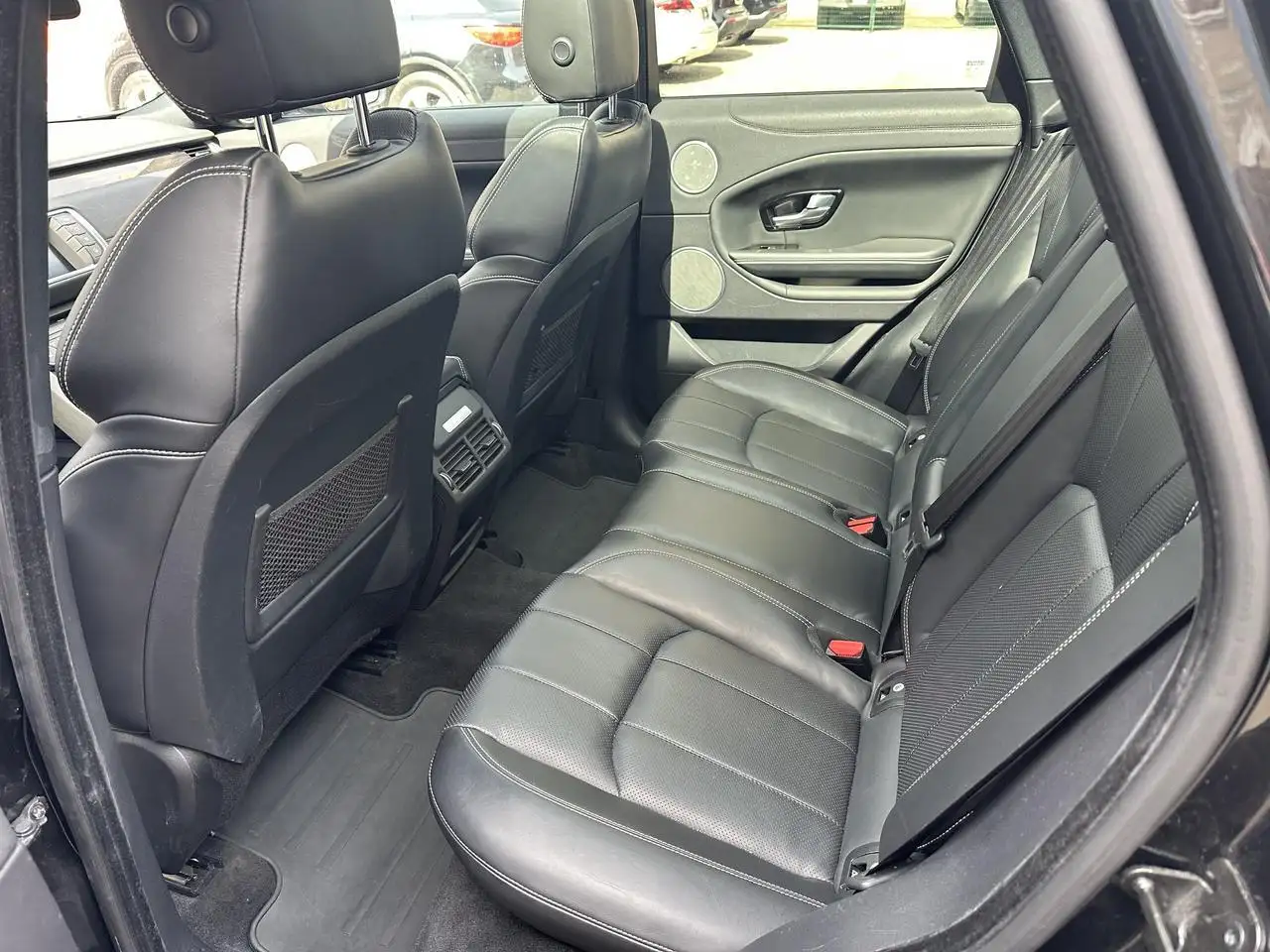 Land Rover Range Rover Evoque снимка Land Rover Range Rover Evoque