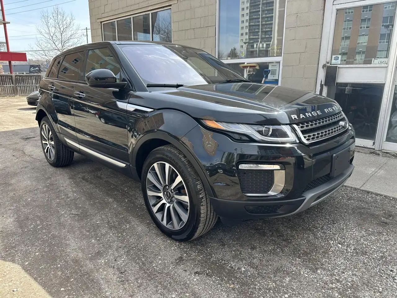 Land Rover Range Rover Evoque снимка Land Rover Range Rover Evoque